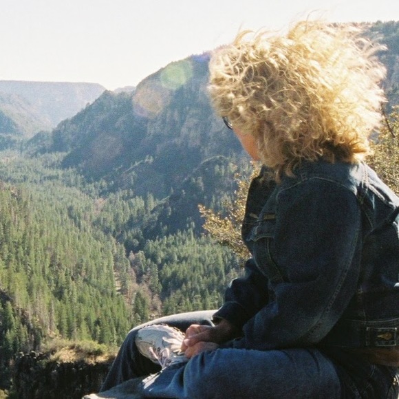 Meet your Posher, Terri - Picture 1 of 1